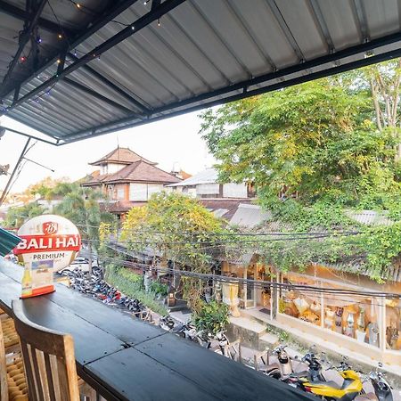 Bamboo Ubud Hostel Екстер'єр фото