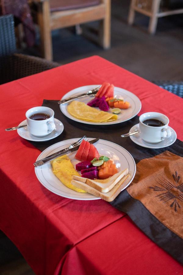 Bamboo Ubud Hostel Екстер'єр фото
