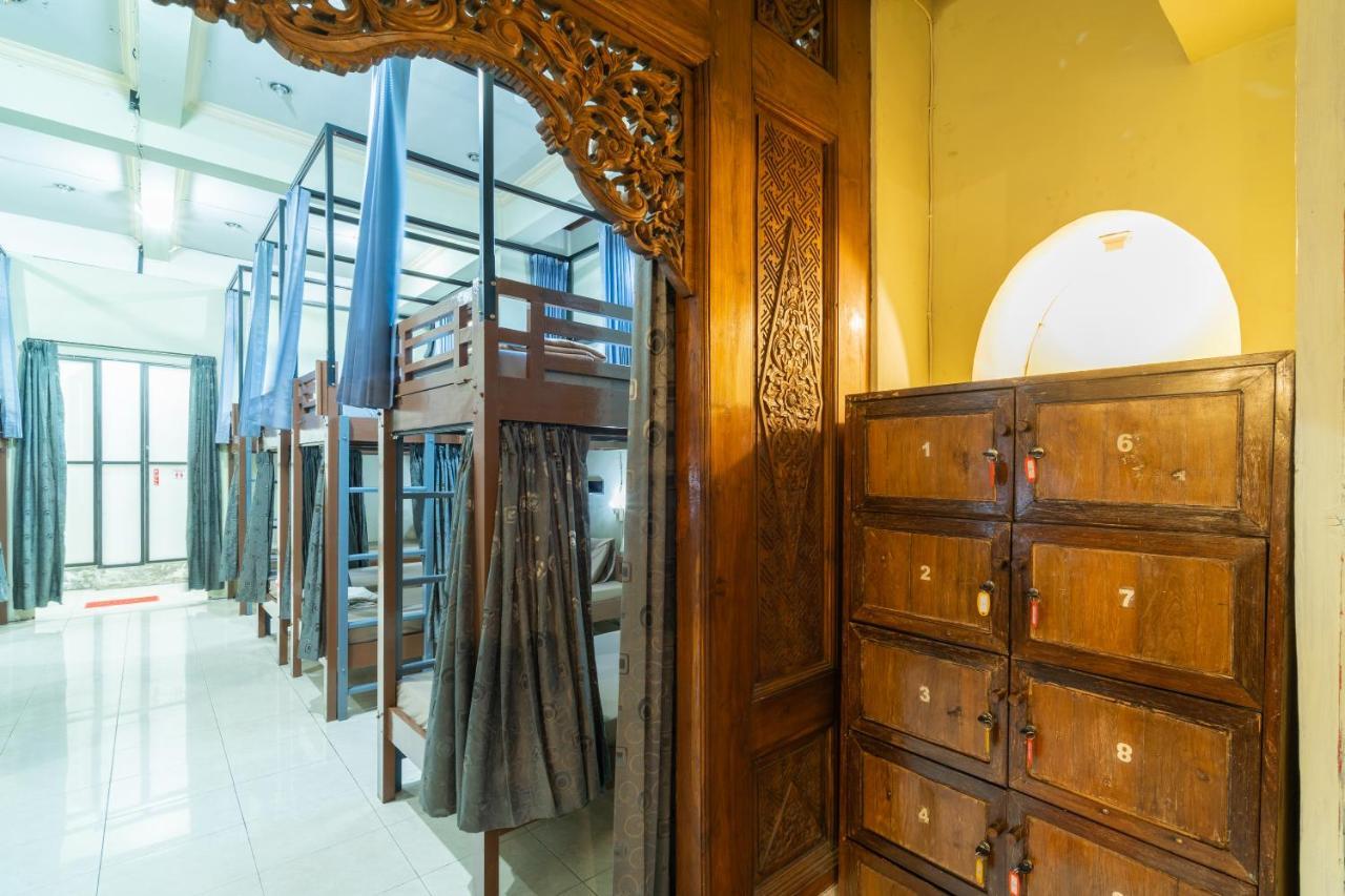 Bamboo Ubud Hostel Екстер'єр фото