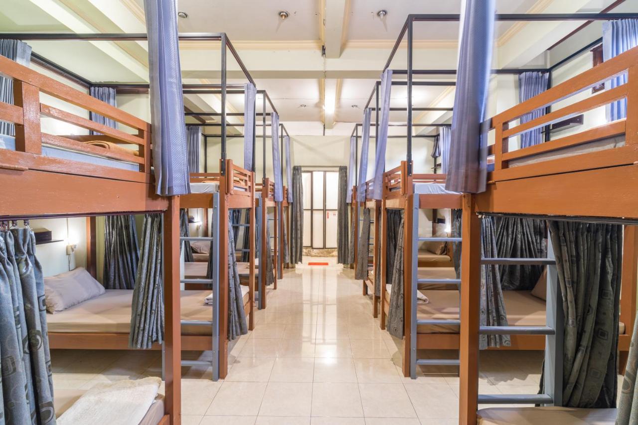 Bamboo Ubud Hostel Екстер'єр фото